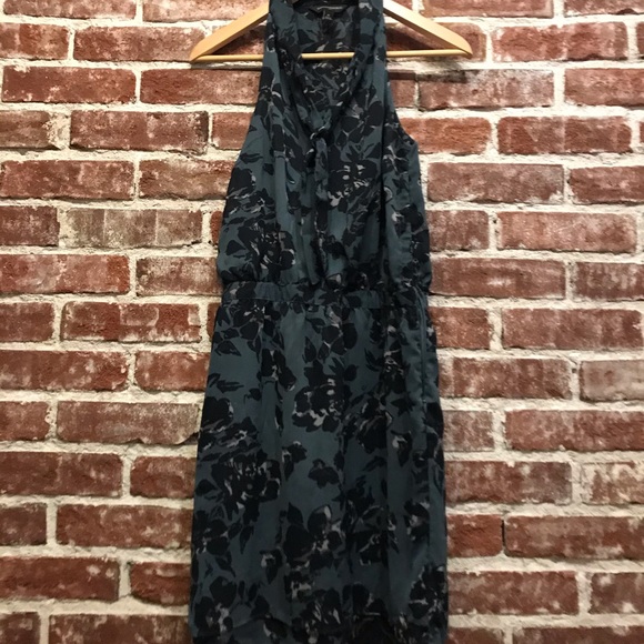 Beautiful dress 👗 - Picture 2 of 4